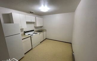 2 beds, 1 bath, 509 sqft, $850, Unit D07