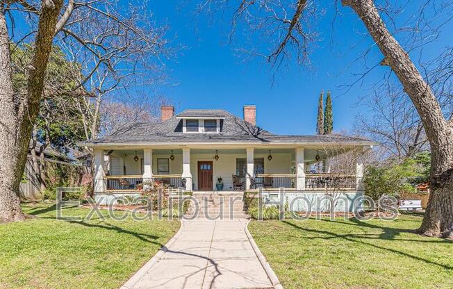 1118 GLENWOOD AVE SE