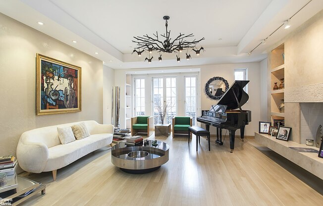 314 W 92 ST PATH