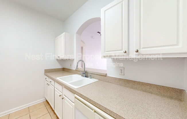 2 beds, 2 baths, 1,050 sqft, $1,350, Unit 912