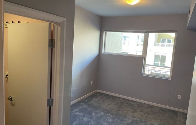 1 bed, 1 bath, $2,050