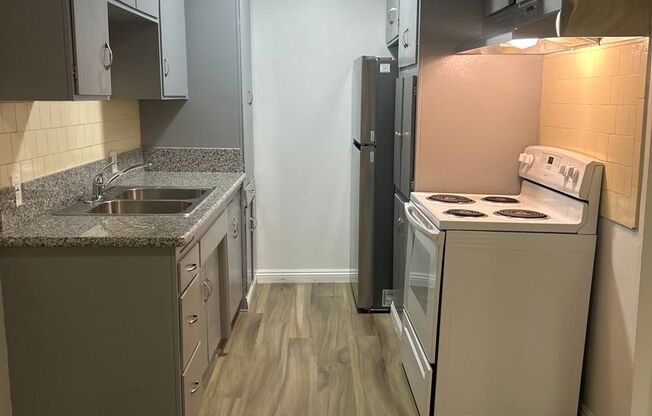 2715 S. Fremont Ave.