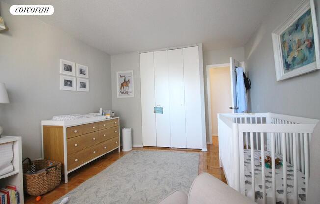 2 beds, 1 bath, $6,800, Unit 7D
