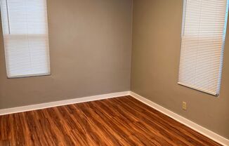 2 beds, 1 bath, $850