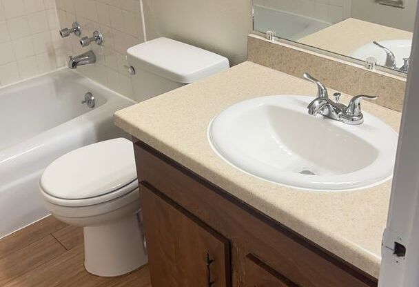 1 bed, 1 bath, 600 sqft, $1,095, Unit 316