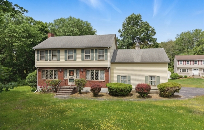 2 FAIRVIEW DR