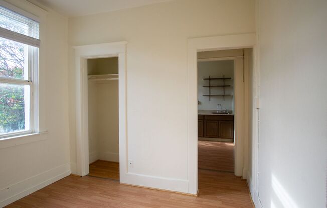 1 bed, 1 bath, $995, Unit 314