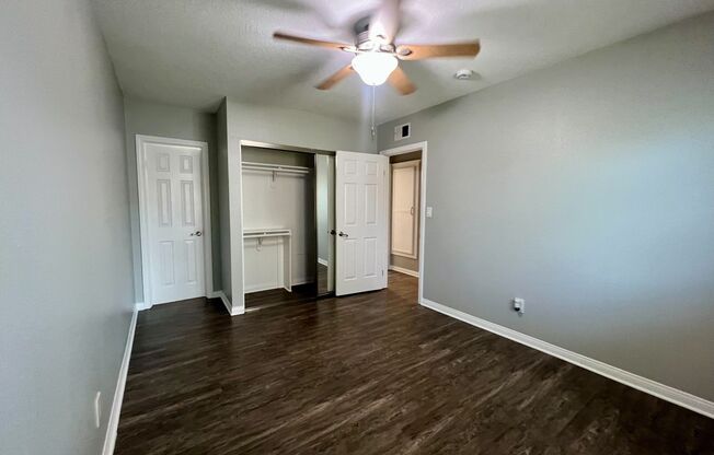 2 beds, 1.5 baths, 900 sqft, $2,765, Unit E11