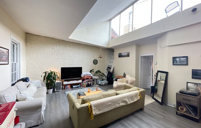 3 beds, 2 baths, 1,400 sqft, $3,200, Unit 3F