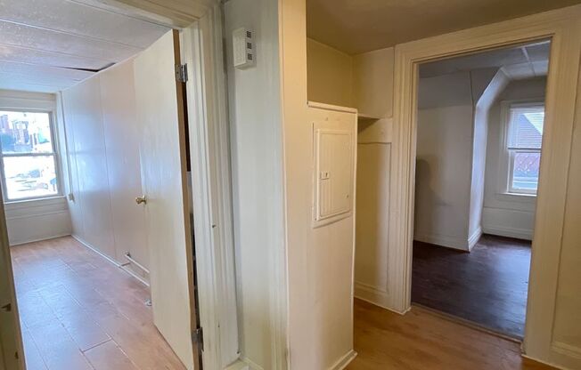 5229 Gertrude St Pittsburgh PA 15207