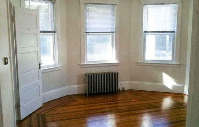 511 Admiral St.