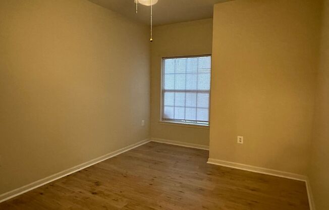 1 bed, 1 bath, $1,650