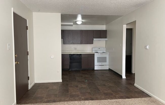 1 bed, 1 bath, 528 sqft, $800, Unit 4612 Apt C3