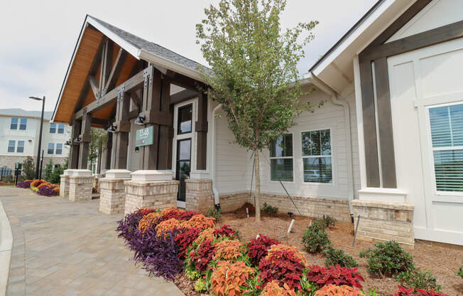 The Crest at Acworth Exterior of Community Clubhouse with Landscaping at The Crest at Acworth, Acworth, GA, 30102