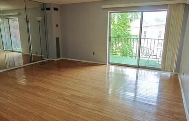 50 56 BROADLAWN PARK