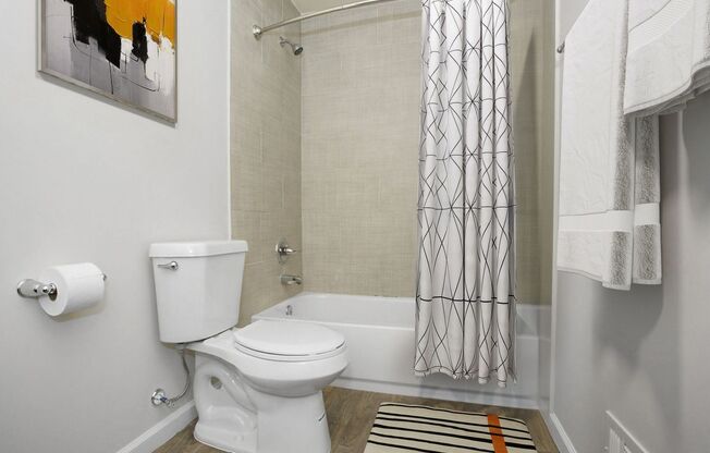1 bed, 1.5 baths, 900 sqft, $1,050, Unit U1