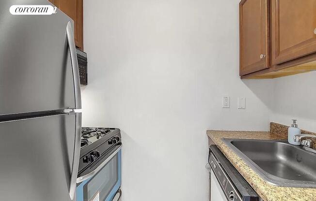 393 W 49 ST