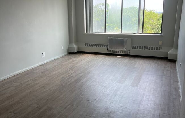 600A LLC