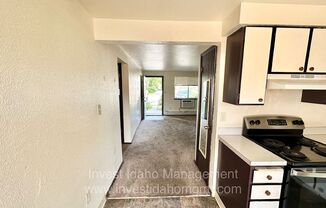 2 beds, 1 bath, $1,195