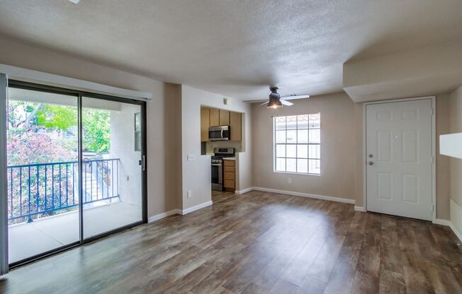 Must see beautiful condo in Rancho Penasquitos!