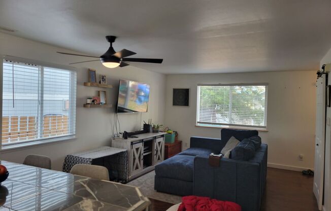 3 Bedroom 1.5 Bath located in West Bremerton!