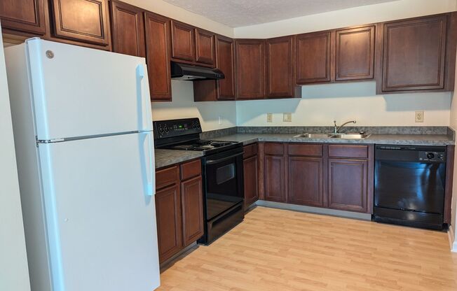 2 beds, 2 baths, $1,200, Unit 1300-2H