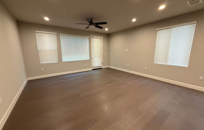 901 Persimmon Terrace - Davis 95616