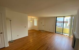 2 beds, 2 baths, $2,795, Unit Unit 102