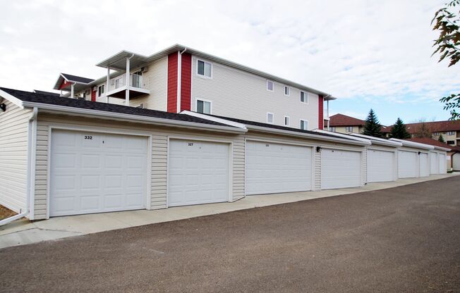 2 beds, 2 baths, 1,014 sqft, $1,415, Unit 1830-114