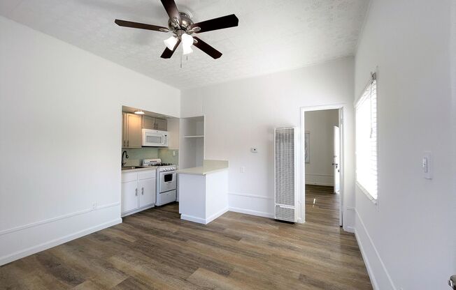 1 bed, 1 bath, 475 sqft, $1,895, Unit 009#A44
