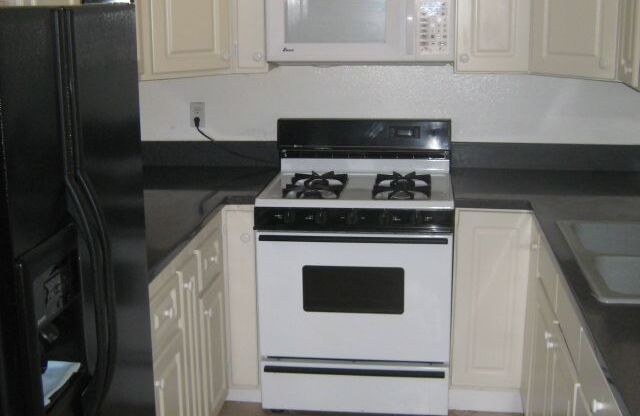 3 beds, 2 baths, $3,895