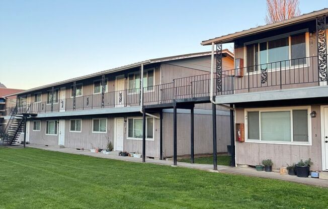 1 bed, 1 bath, 550 sqft, $1,195, Unit 523-01-26