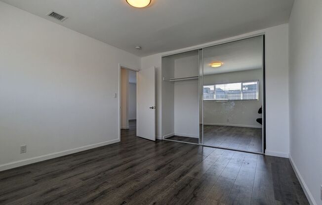 2 beds, 1 bath, 959 sqft, $3,000, Unit 2036 1/2
