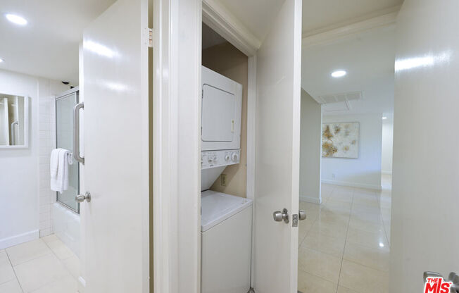 2 beds, 2 baths, 1,340 sqft, $4,295, Unit 414