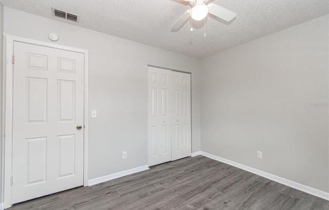 2 beds, 2 baths, 864 sqft, $1,400