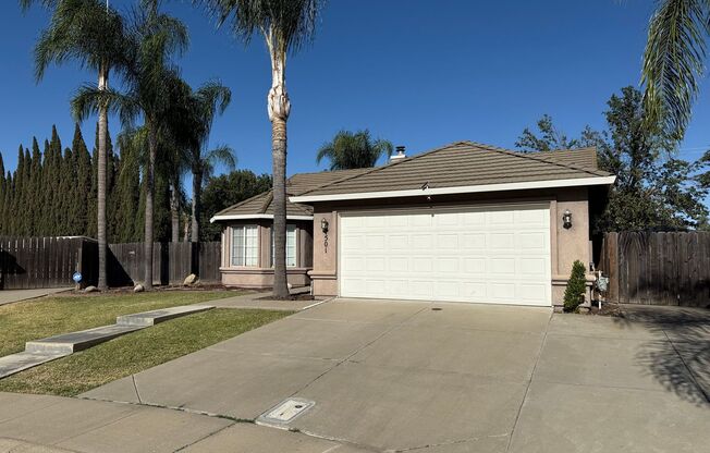Single story home with a pool!