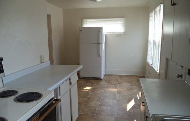 1 bed, 1 bath, $825