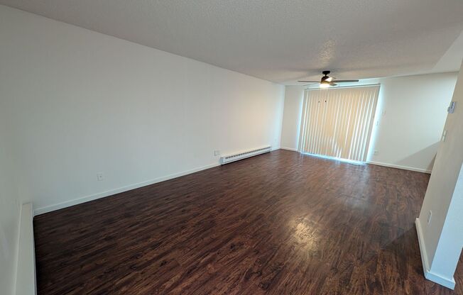 2 beds, 1 bath, 800 sqft, $1,250, Unit 306