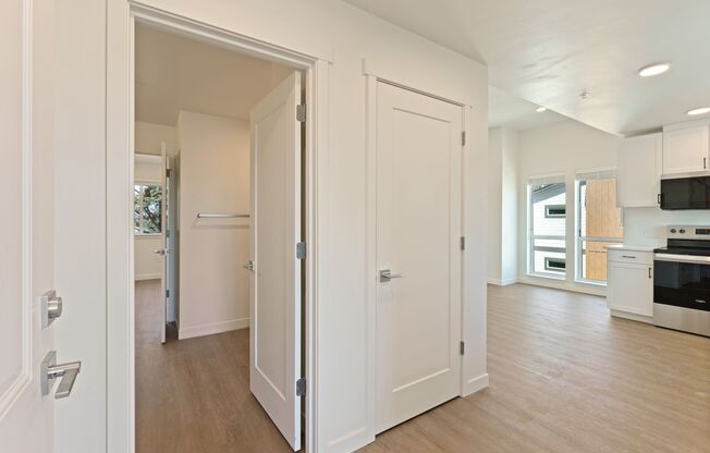 1 bed, 1 bath, 687 sqft, $1,750, Unit 61580 - 106
