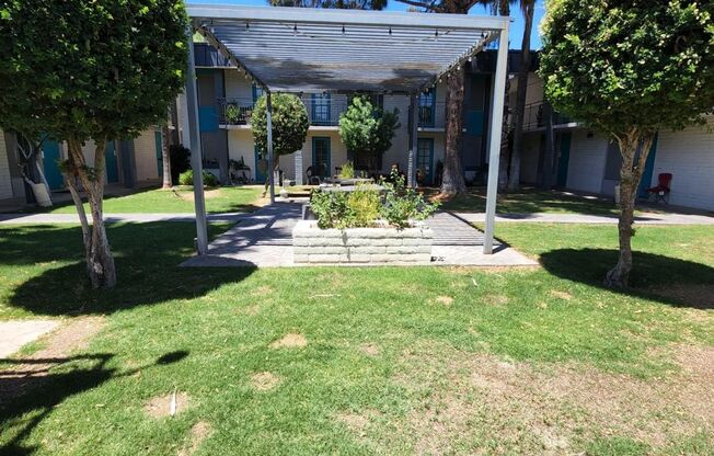 2 beds, 1 bath, 775 sqft, $1,299, Unit 1A