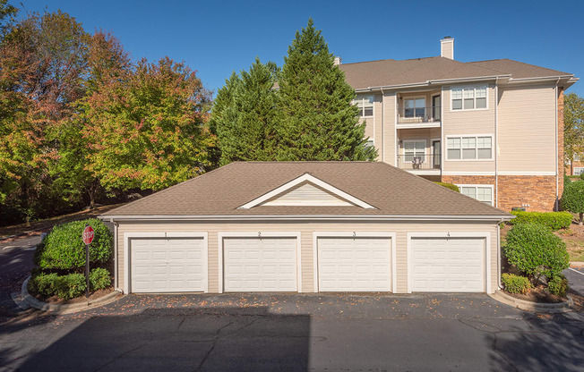 private car garages at Stone Ridge Charlotte