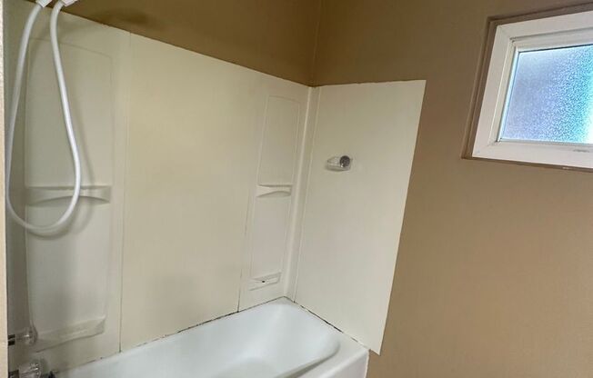 3 beds, 1 bath, $1,675