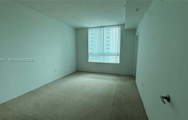 2 beds, 2 baths, 1,180 sqft, $4,000, Unit 1900 N Bayshore Dr # 1911