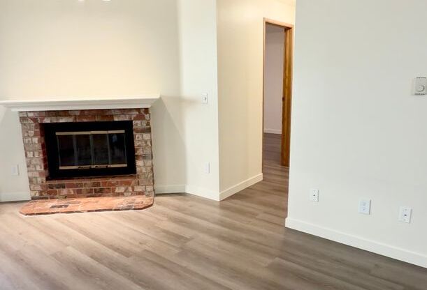 2 beds, 2 baths, 864 sqft, $2,200, Unit C104