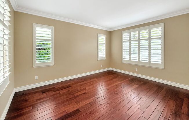 Beautiful 5 Bed, 4 Bath Home on Quiet Trail Dr in Chula Vista!