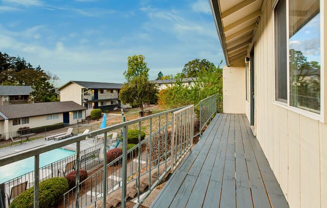 3 beds, 1 bath, 864 sqft, $1,445, Unit 39