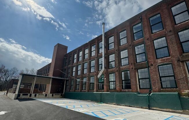 1 bed, 1 bath, 600 sqft, $1,450, Unit Unit 109