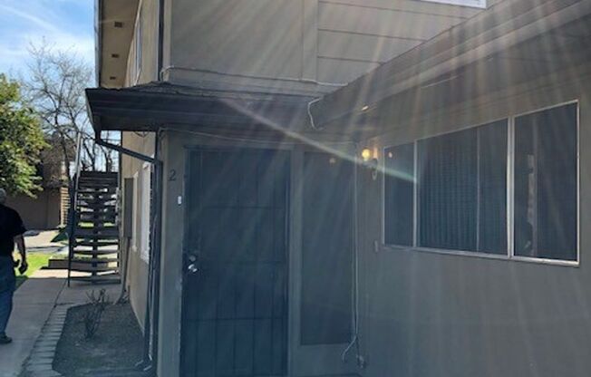 Townhome for Rent! Close to American River College!