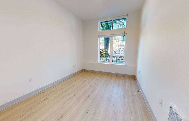 1 bed, 1 bath, 584 sqft, $1,950, Unit 102