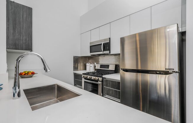 Townhouse in East Hollywood w/ Parking & Private Rooftop Deck!